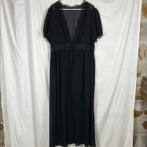 Black Torrid Sheer Whimsygoth Lace Cardigan Robe Kimono